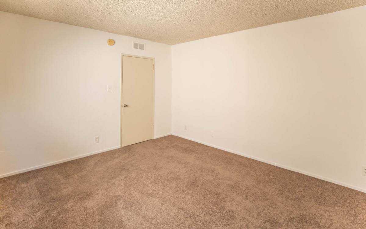 Apartment for rent at 963 S Barrington Ave #7, Los Angeles, CA 90049