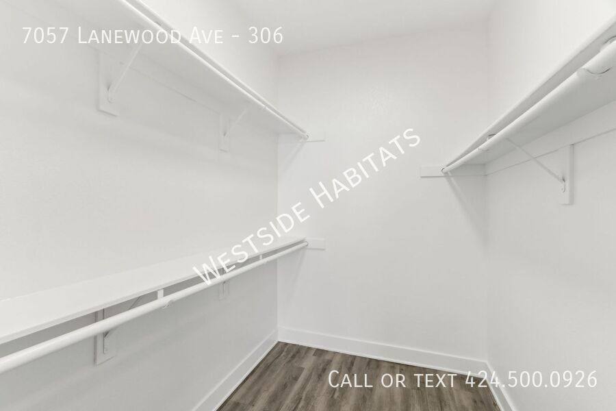 Apartment for rent at 7057 Lanewood Ave #306, Los Angeles, CA 90028