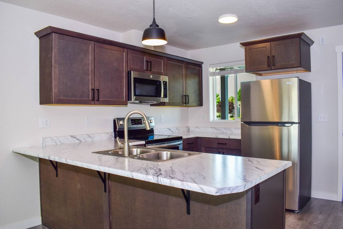 Apartment for rent at 1981 Sky Park Dr, Medford, OR 97504