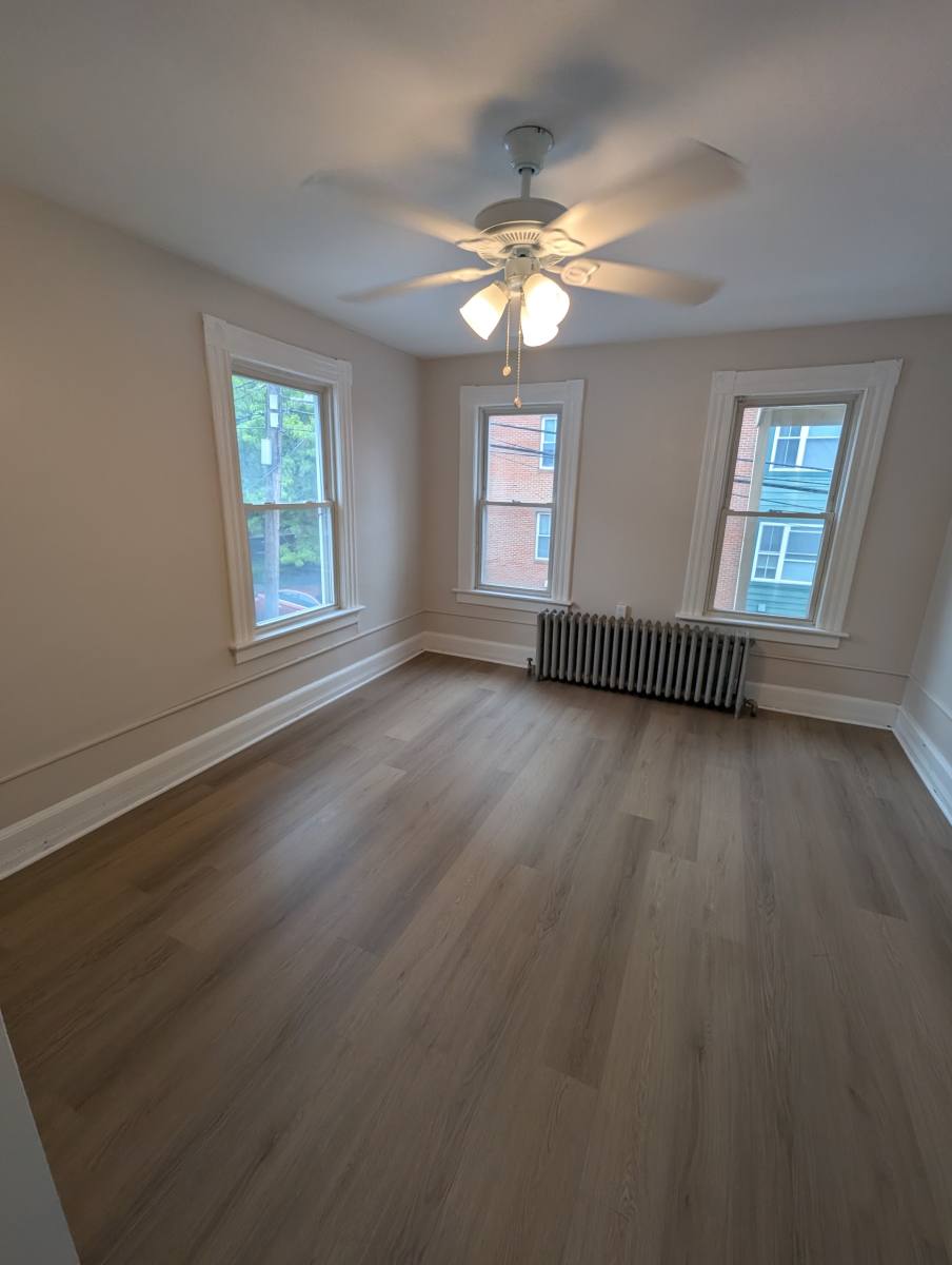 Apartment for rent at 57 Ferry St #1, Middletown, CT 06457