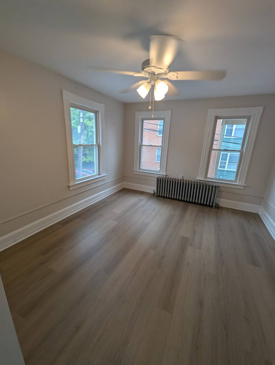 Apartment for rent at 57 Ferry St #1, Middletown, CT 06457