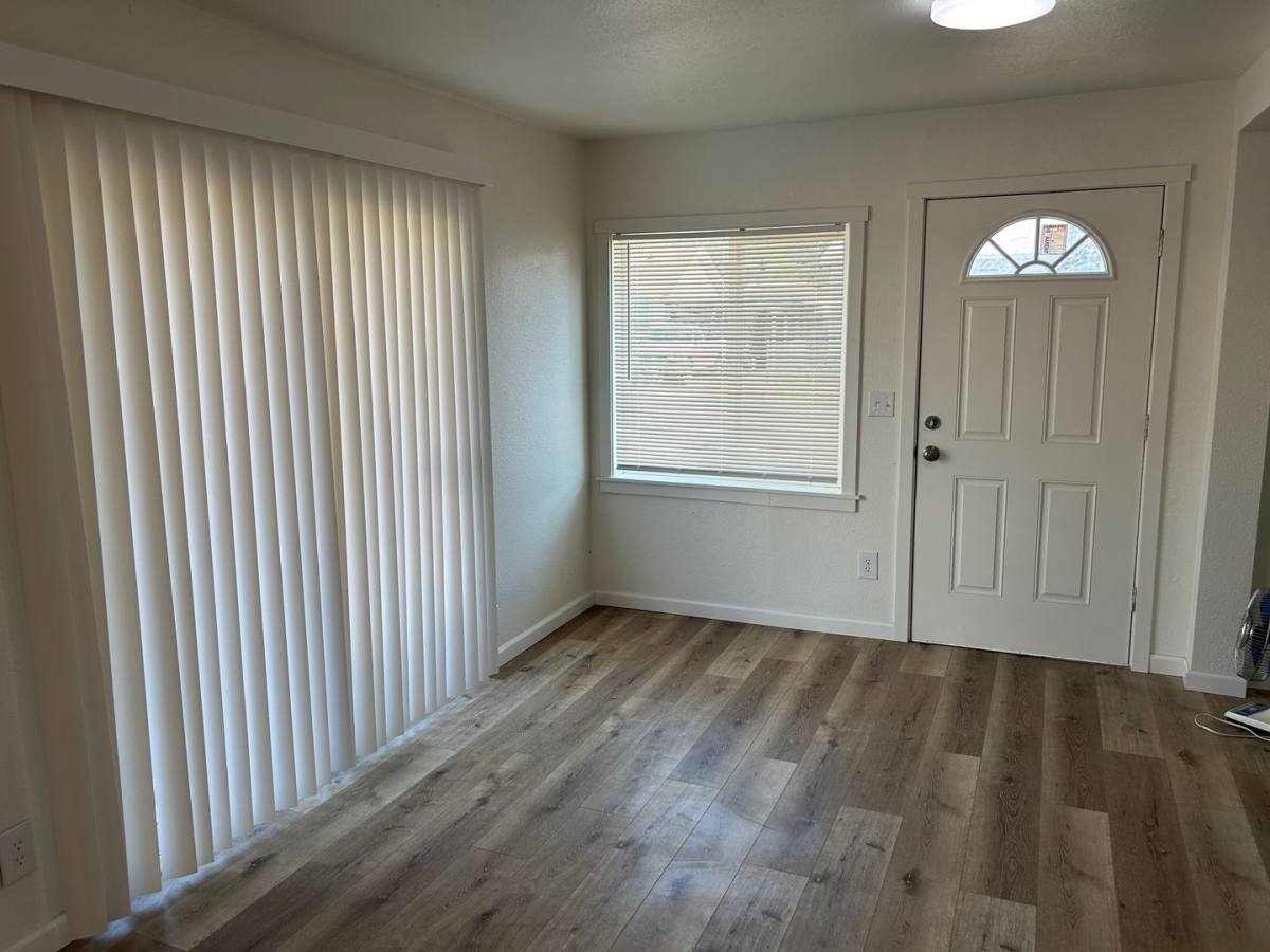 House for rent at 2333 White Ave, Klamath Falls, OR 97601