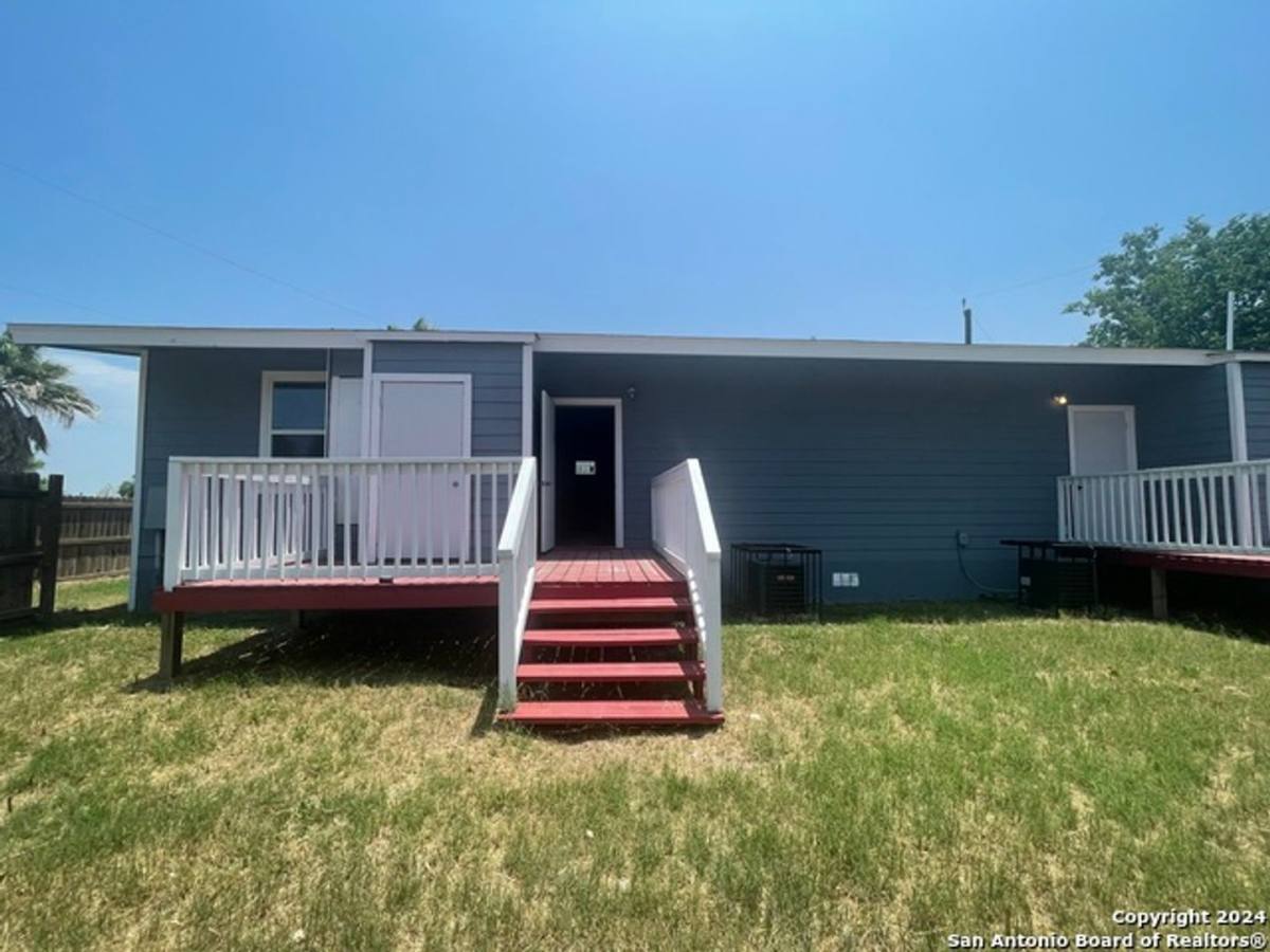 House for rent at 11221 Martinez Pass, Cibolo, TX 78108