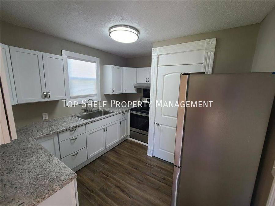 Apartment for rent at 1314 Harrison Ave #1, Des Moines, IA 50314