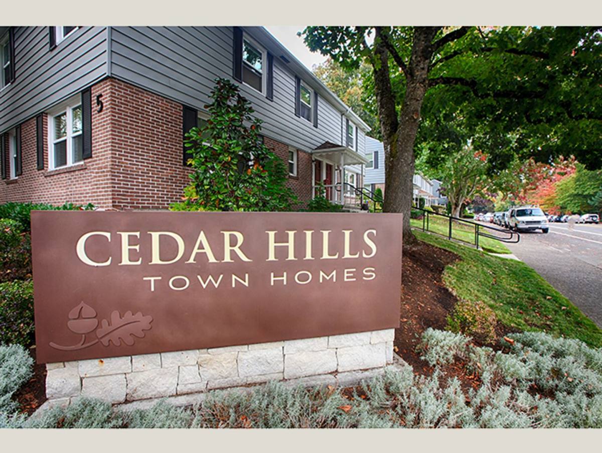 Townhouse for rent at 10319 SW Eastridge St, Portland, OR 97225
