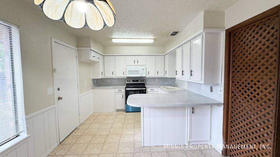 Townhouse for rent at 4427 75th Dr #A, Lubbock, TX 79424