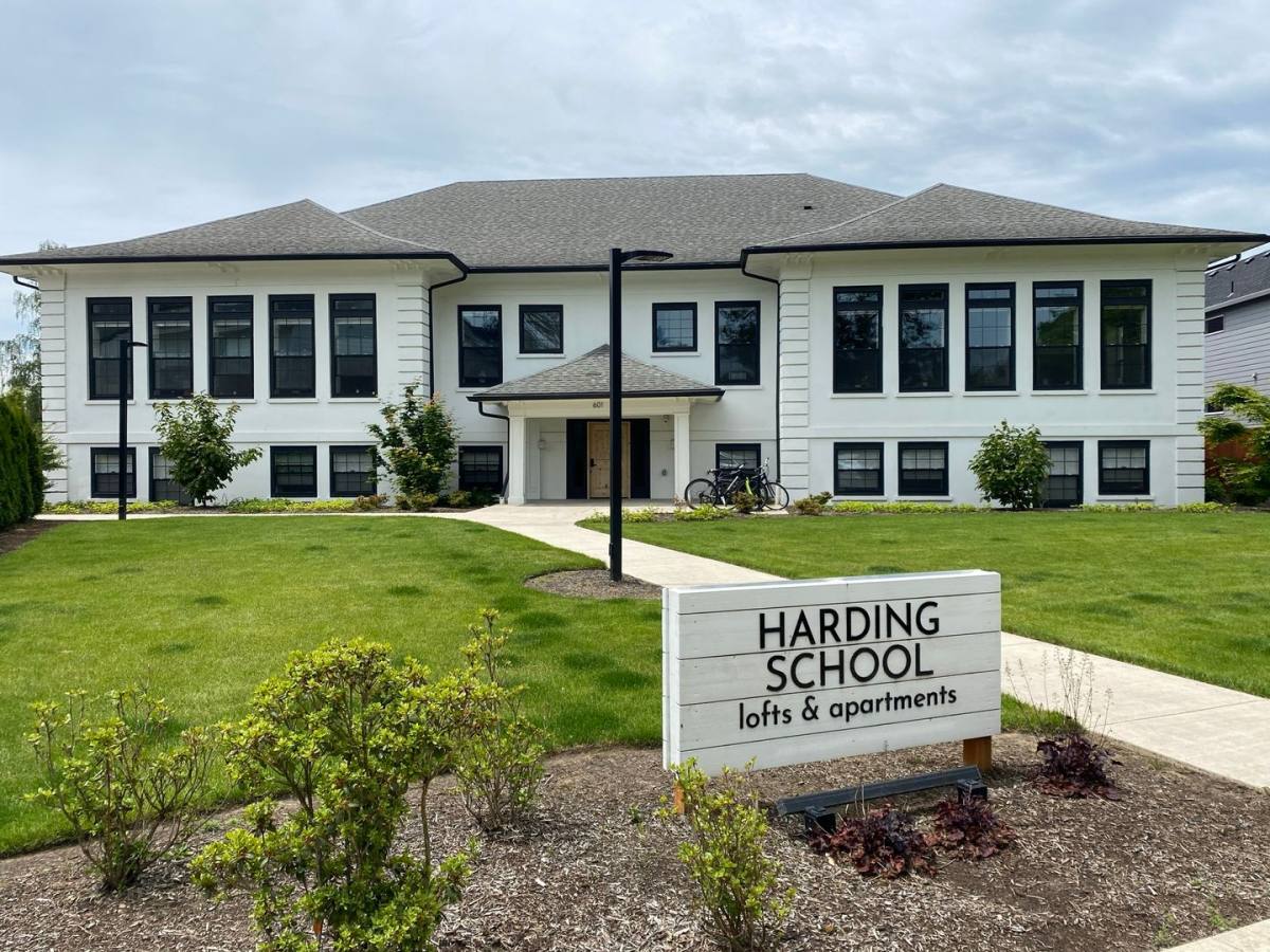 Apartment for rent at 601 S Wynooski St, Newberg, OR 97132