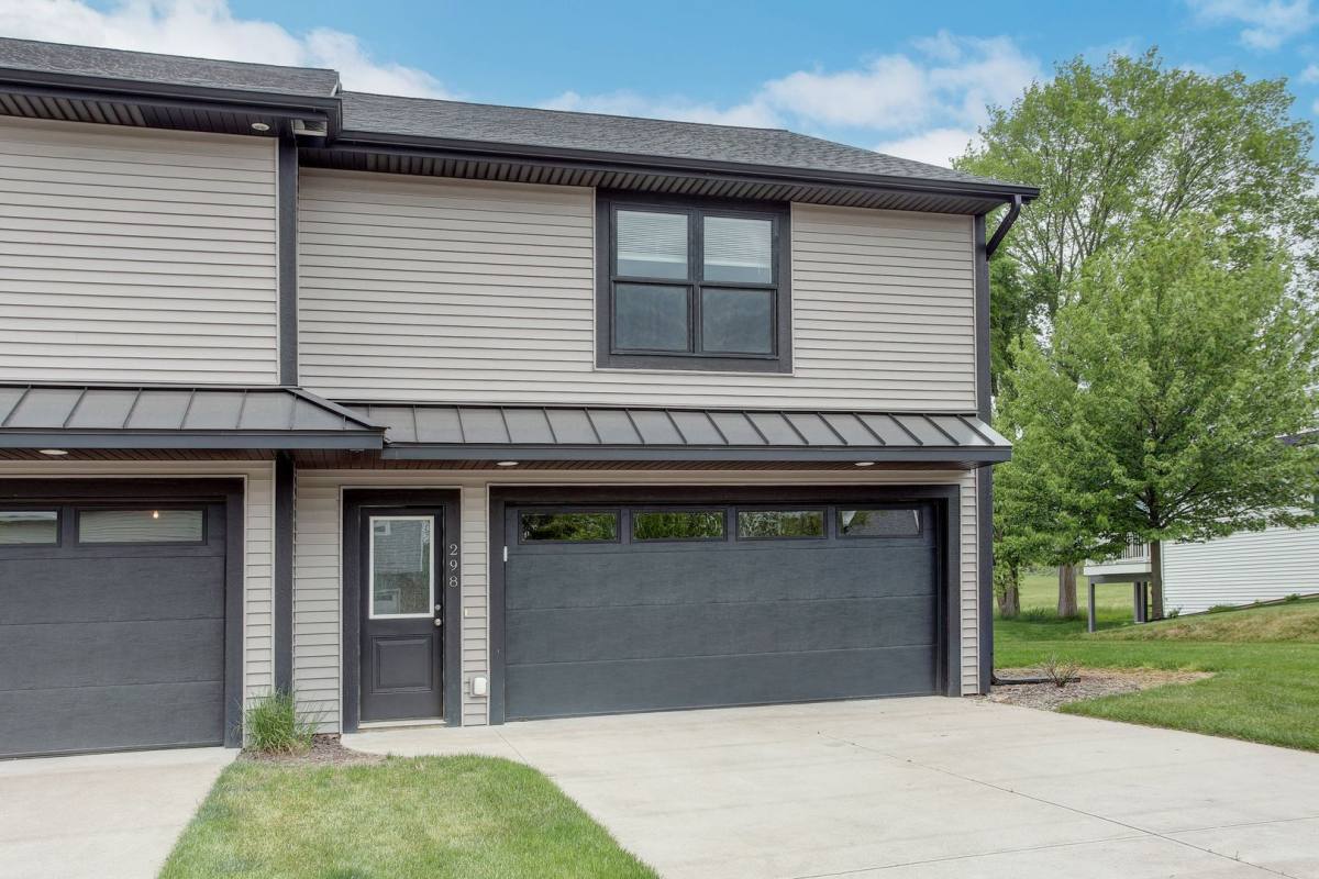 Condo for rent at 298 NW Crossing, Holland, MI 49423