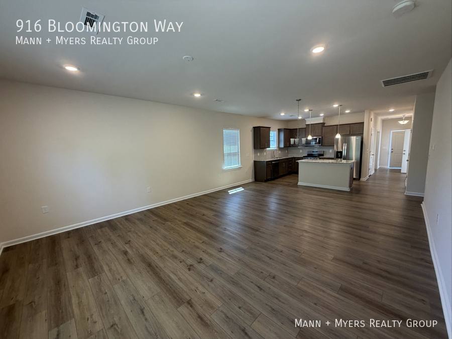 Townhouse for rent at 916 Bloomington Way, High Point, NC 27265