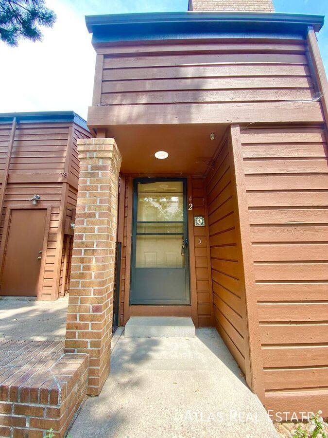 Townhouse for rent at 2685 S Dayton Way #42, Denver, CO 80231