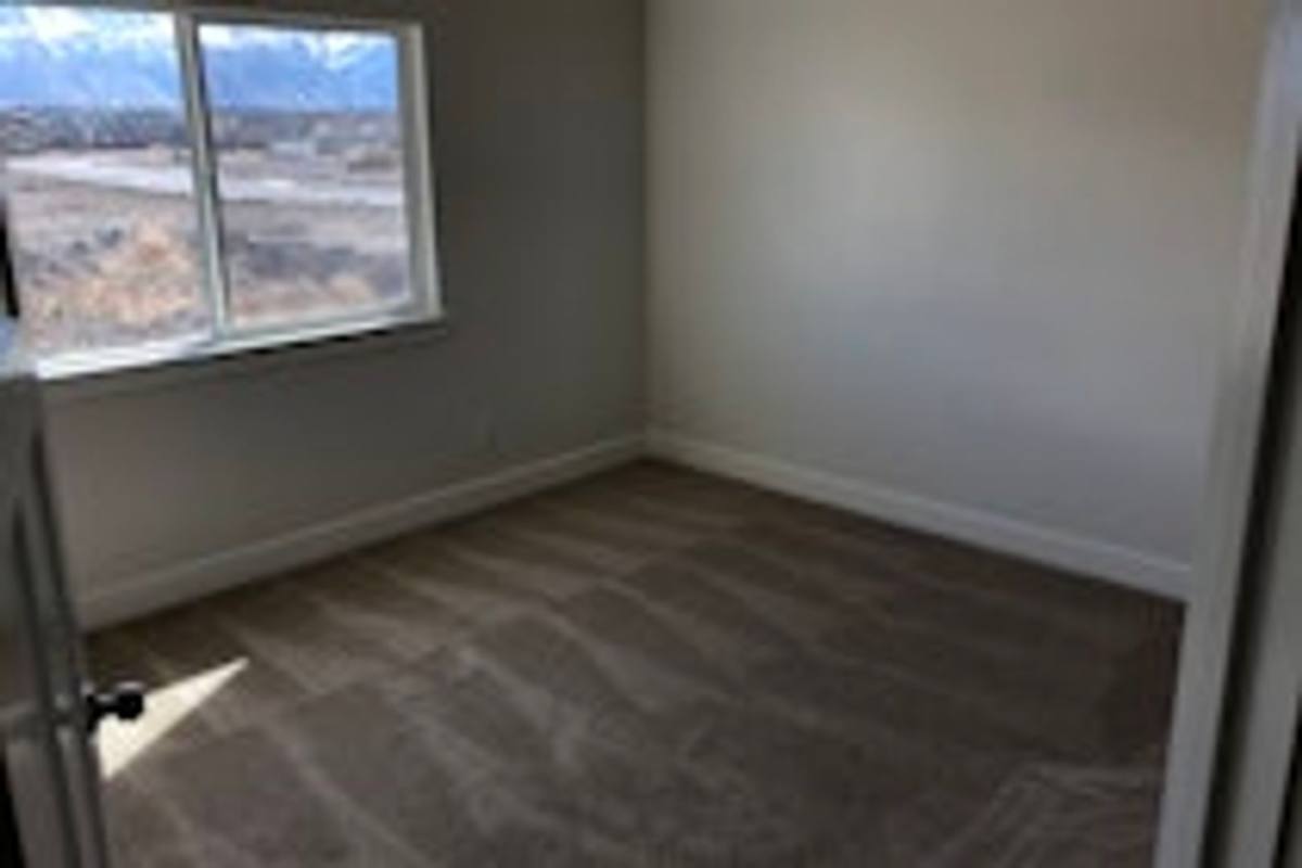 Apartment for rent at 594 N 260 W, Vineyard, UT 84059