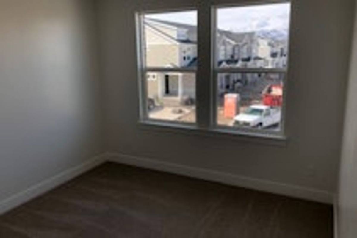 Apartment for rent at 594 N 260 W, Vineyard, UT 84059