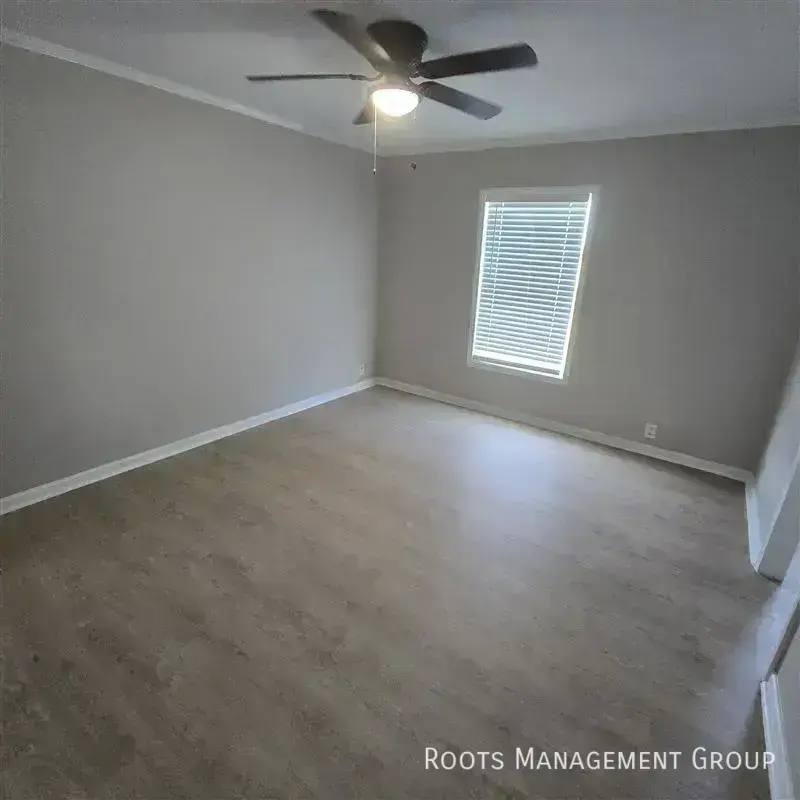 Apartment for rent at 15727 Reddy Lane #15727R, Houston, TX 77053
