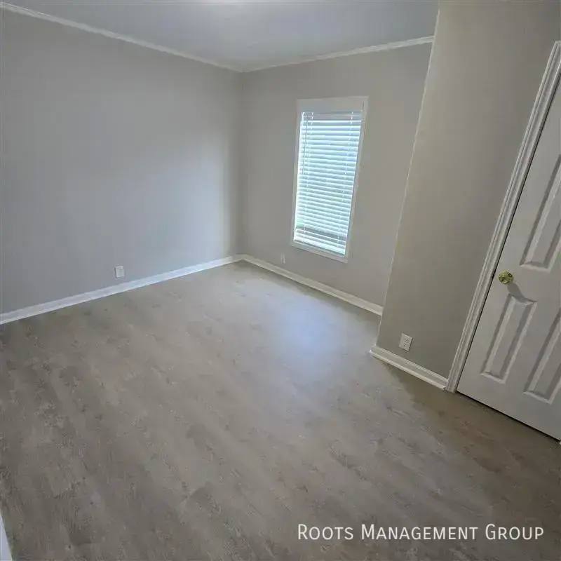 Apartment for rent at 15727 Reddy Lane #15727R, Houston, TX 77053