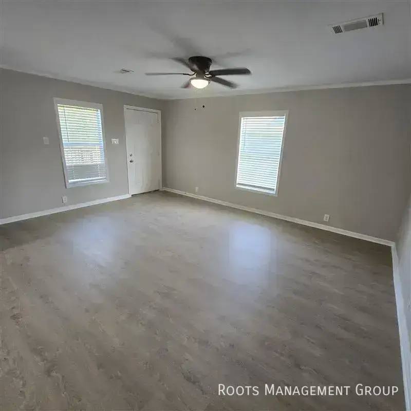 Apartment for rent at 15727 Reddy Lane #15727R, Houston, TX 77053