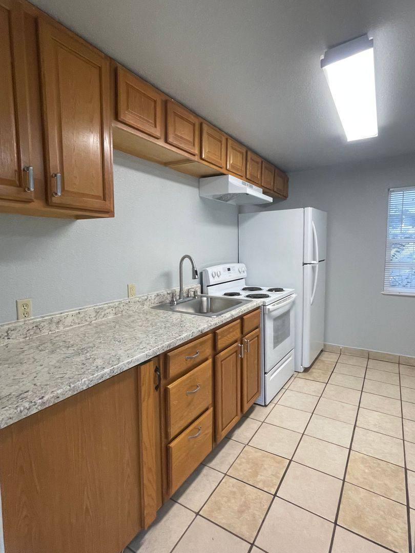 Apartment for rent at 2646 Sharon Ave, Redding, CA 96001