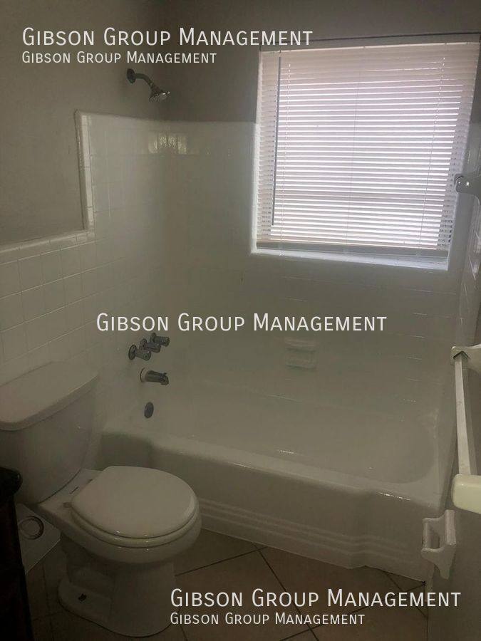 Apartment for rent at 1015 NE 9th Ave #3, Fort Lauderdale, FL 33311