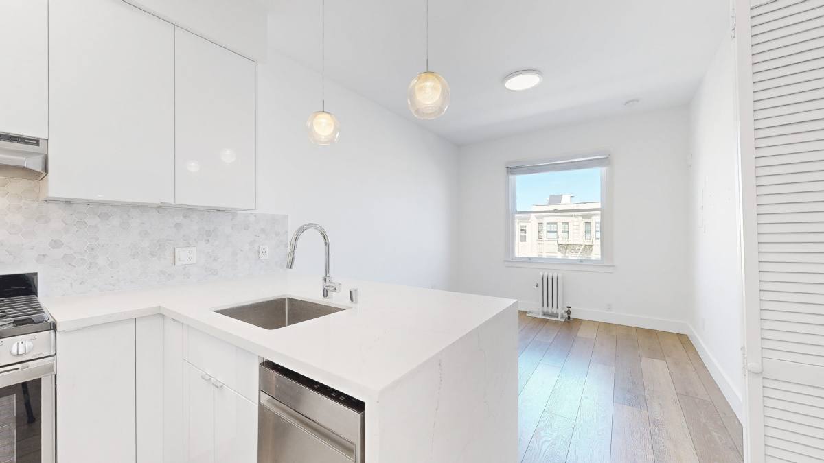 Apartment for rent at 2 Guerrero St #301, San Francisco, CA 94103