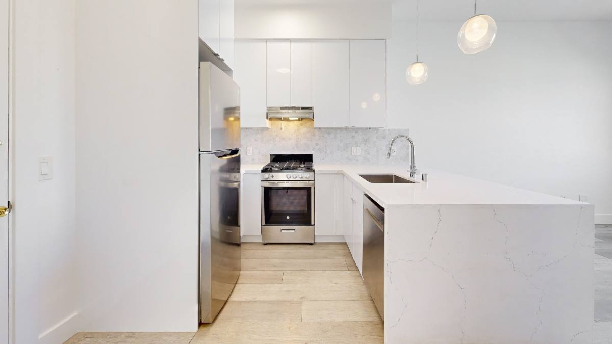 Apartment for rent at 2 Guerrero St #301, San Francisco, CA 94103