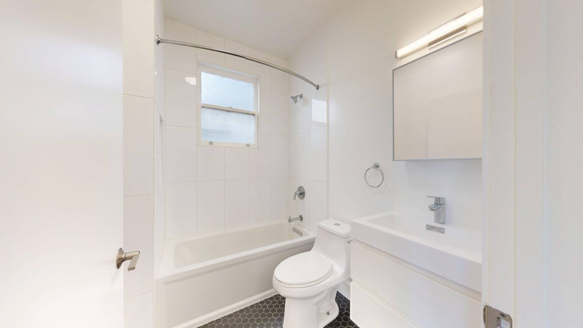 Apartment for rent at 2 Guerrero St #301, San Francisco, CA 94103