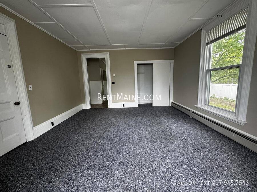 Apartment for rent at 3 Newhall St #2, Fairfield, ME 04937
