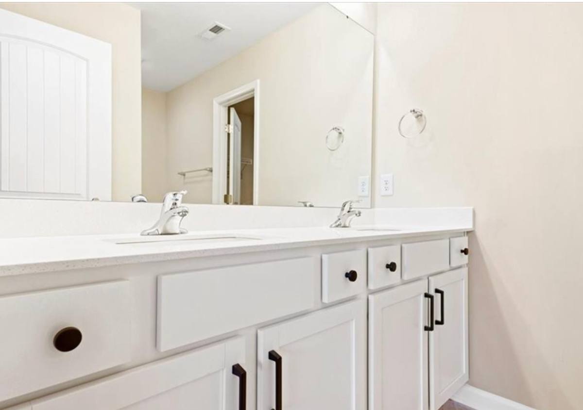 Townhouse for rent at 709 Dusk Vista Way, Greensboro, NC 27410