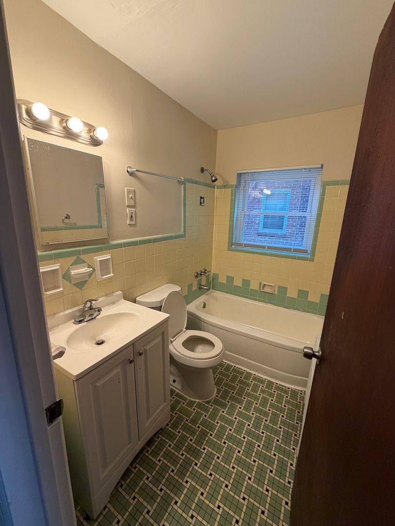 Apartment for rent at 5016 Newfield Ave, Cincinnati, OH 45238