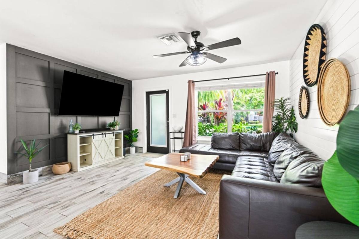 House for rent at 19165 SE Homewood Ave, Jupiter, FL 33469