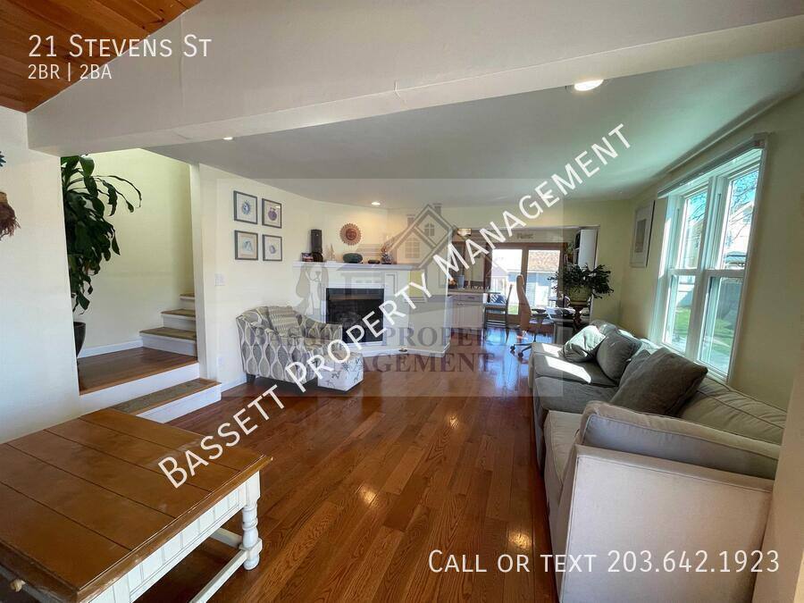 House for rent at 21 Stevens St, East Haven, CT 06512