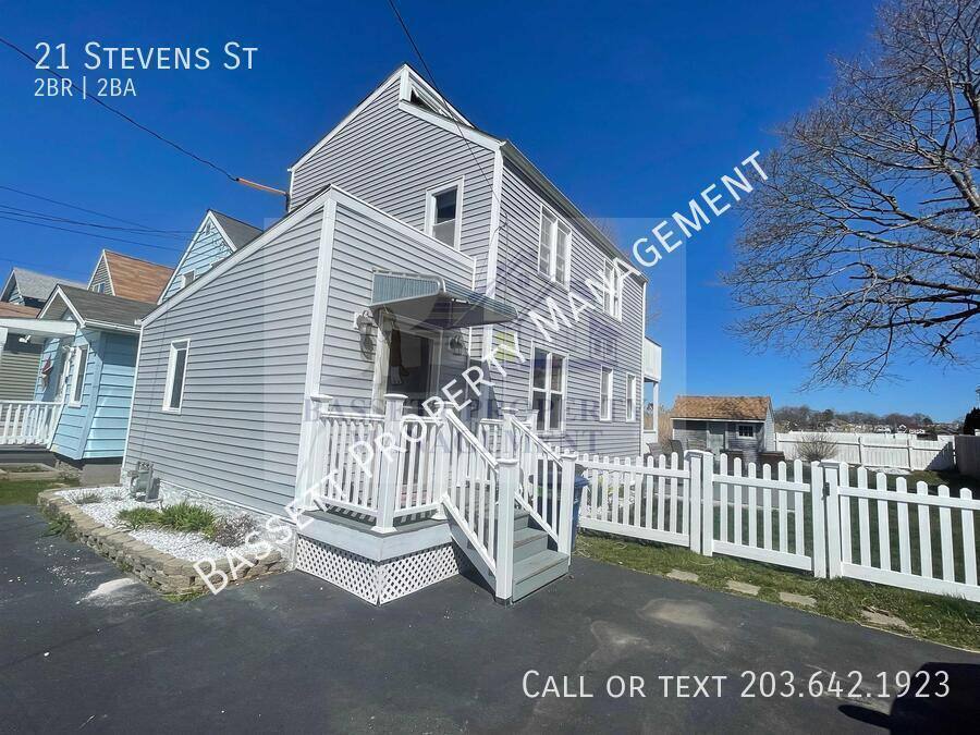 House for rent at 21 Stevens St, East Haven, CT 06512