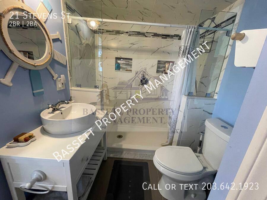 House for rent at 21 Stevens St, East Haven, CT 06512