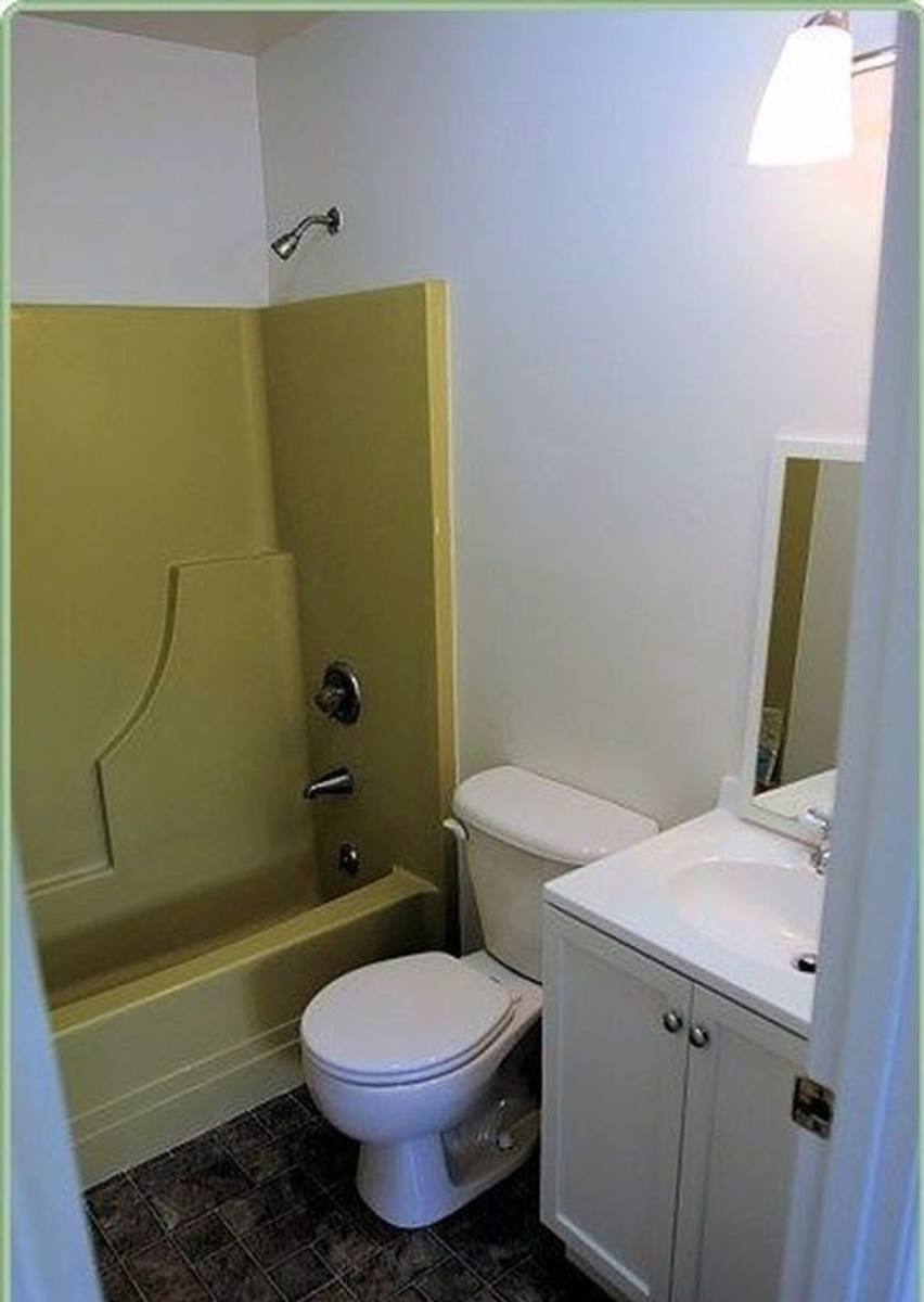 Apartment for rent at 812 & 814 St Francis, Klamath Falls, OR 97601