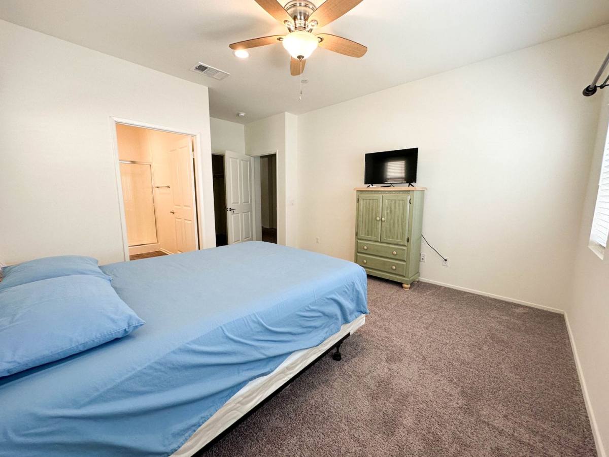 Apartment for rent at 26318 Desert Rose Lane, Menifee, CA 92586