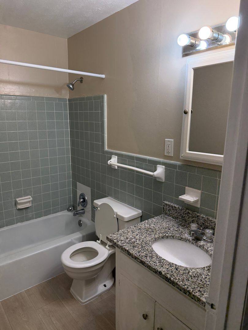 Apartment for rent at 1011 Oakview Ave, Columbus, GA 31906