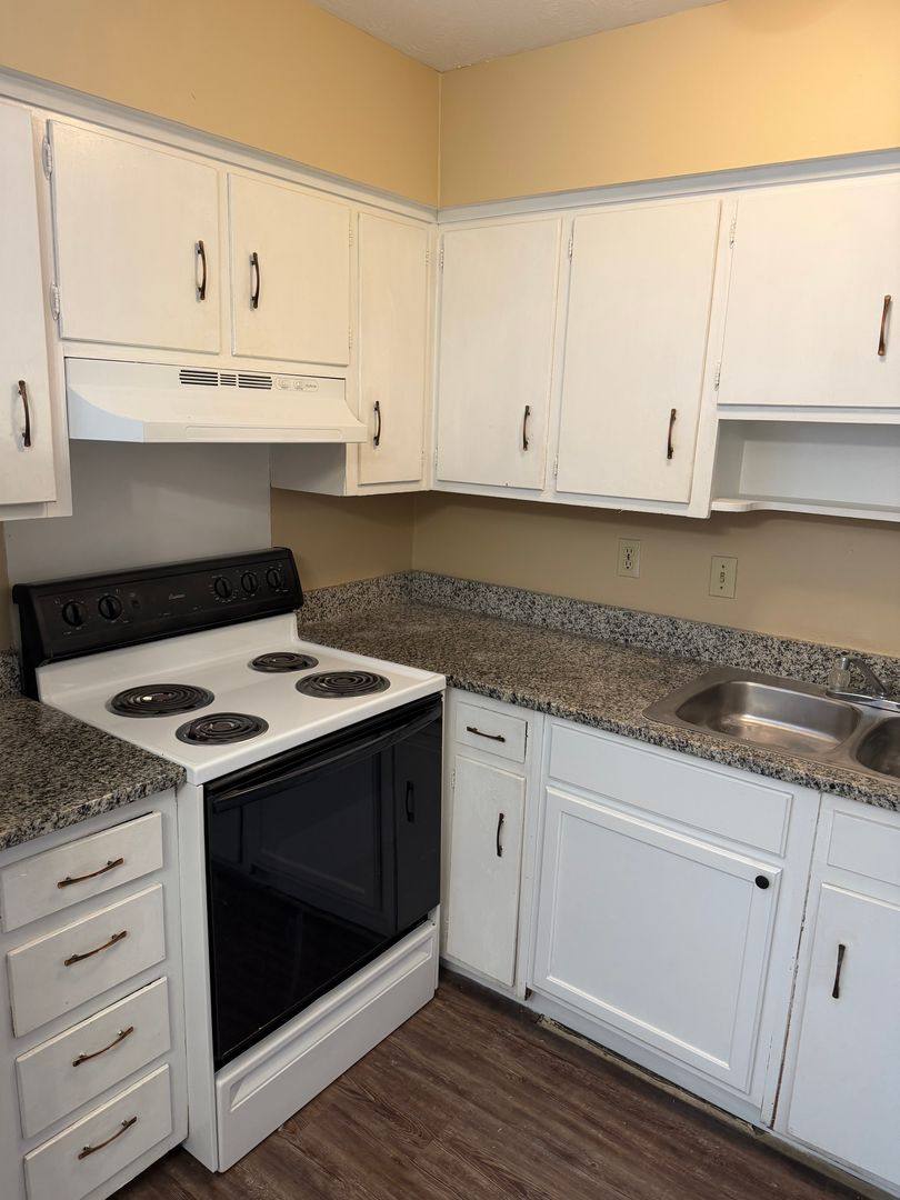 Apartment for rent at 1011 Oakview Ave, Columbus, GA 31906