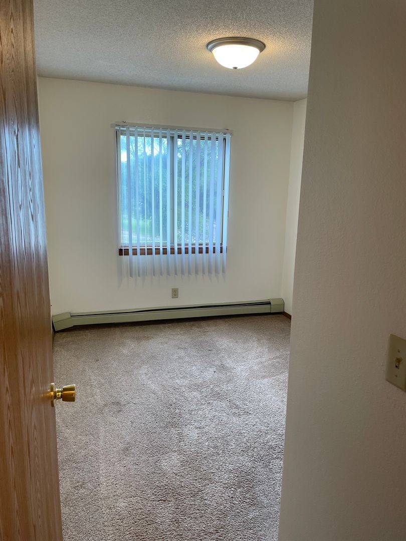 Apartment for rent at 524 14th St S, Saint Cloud, MN 56301
