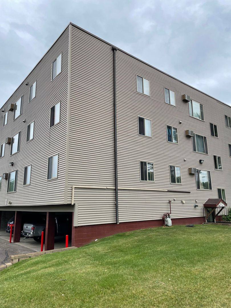 Apartment for rent at 524 14th St S, Saint Cloud, MN 56301