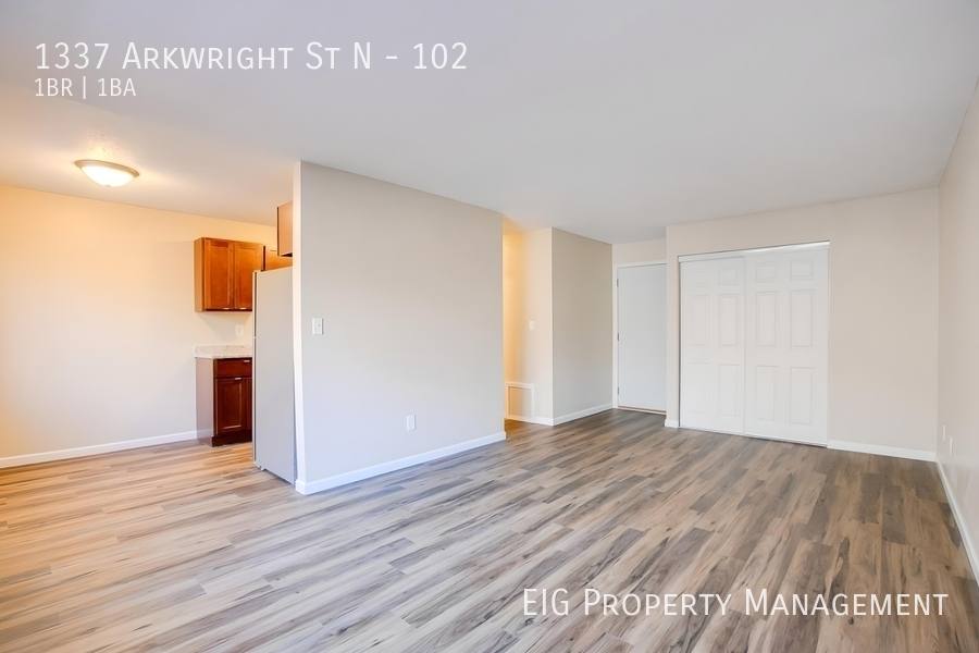 Apartment for rent at 1337 Arkwright St N #102, Saint Paul, MN 55130