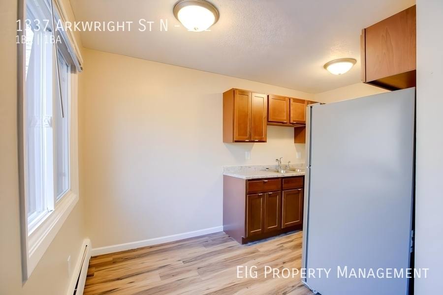 Apartment for rent at 1337 Arkwright St N #102, Saint Paul, MN 55130
