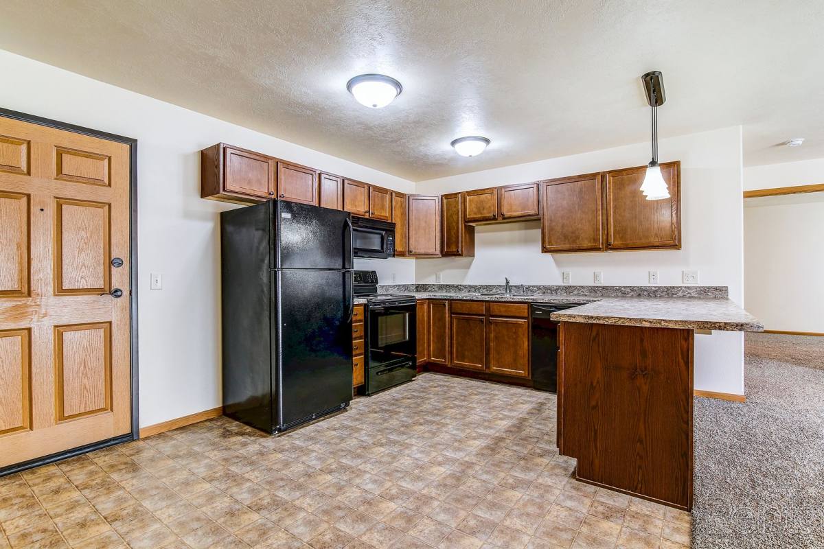 Apartment for rent at 3200 20th Ave NW, Minot, ND 58703