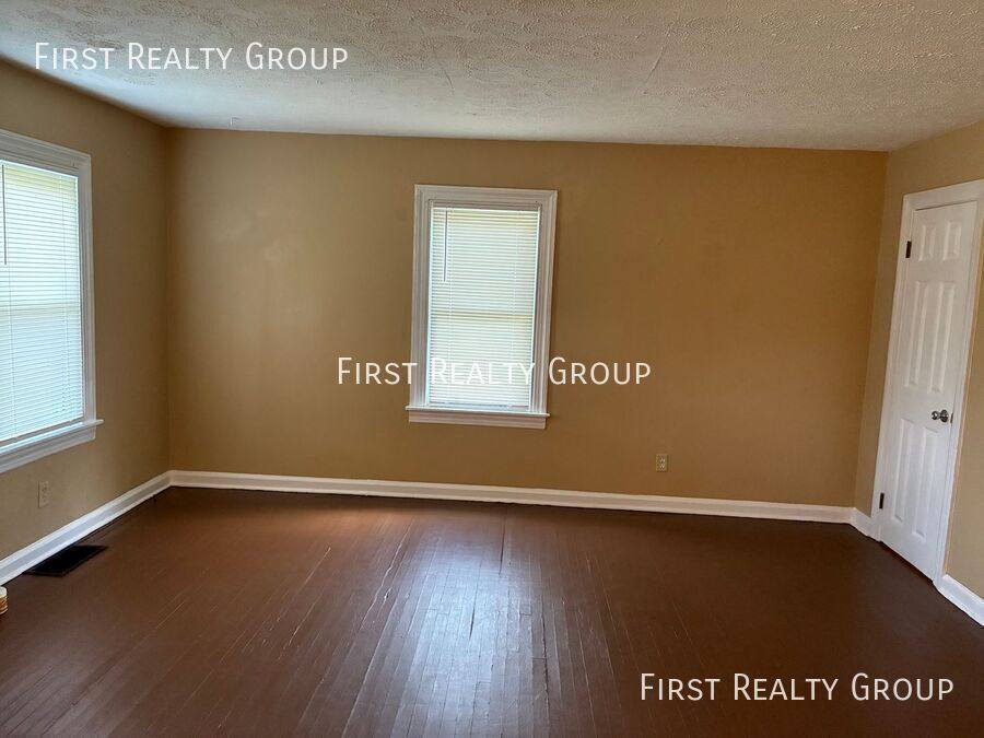 House for rent at 5290 Derby Rd, Dayton, OH 45417