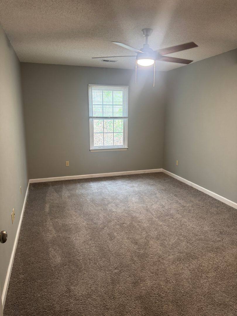 Condo for rent at 2684 Timbers Edge Trace, Kingsport, TN 37660