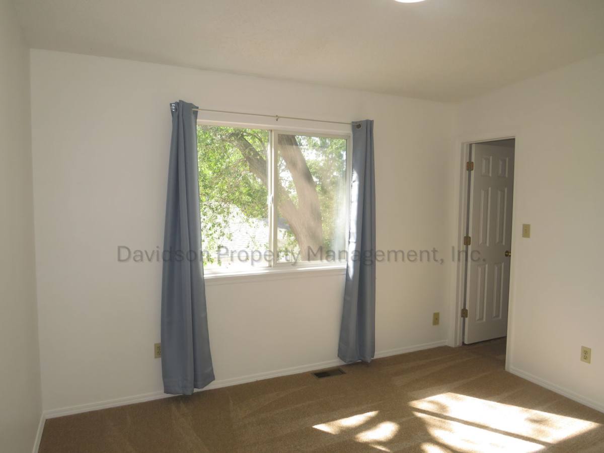 House for rent at 2125 W Platte Ave, Colorado Springs, CO 80904