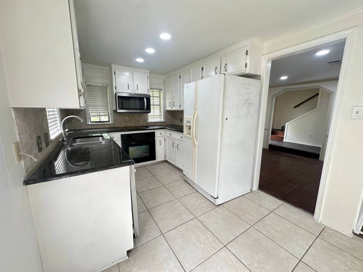 House for rent at 522 S Dresden Court, Shreveport, LA 71115