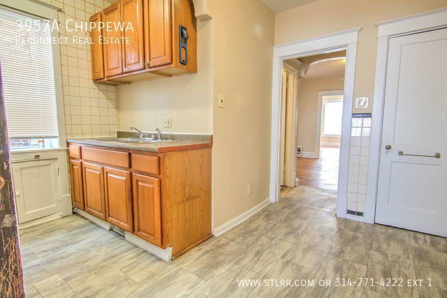 Apartment for rent at 3957A Chippewa, Saint Louis, MO 63116