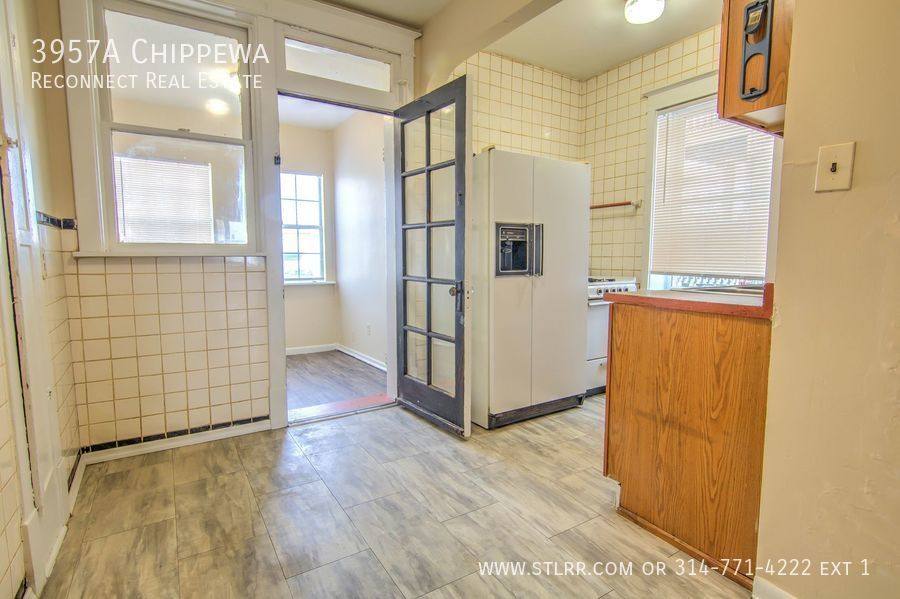 Apartment for rent at 3957A Chippewa, Saint Louis, MO 63116