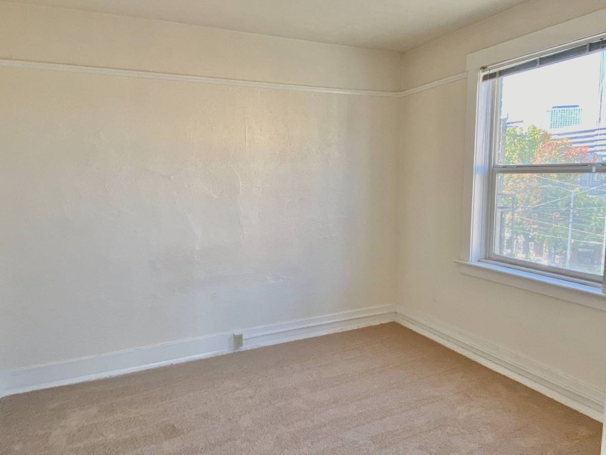 Apartment for rent at 504 E Denny Way, Seattle, WA 98122