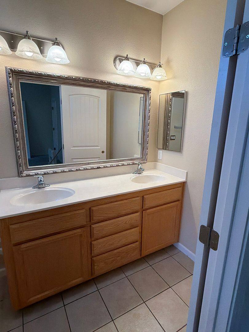 House for rent at 4032 Vittoria Lane, Sacramento, CA 95834