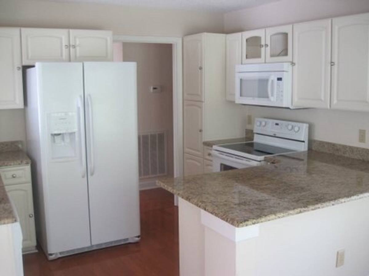 Townhouse for rent at 320 Kirkwood Dr, Chapel Hill, NC 27514