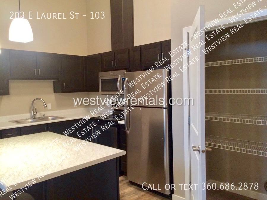 Apartment for rent at 203 E Laurel St #103, Bellingham, WA 98225